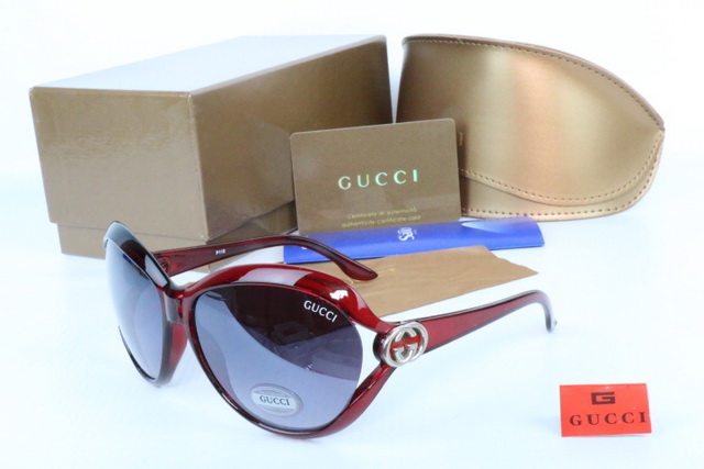 GUCCl Boutique Sunglasses 100